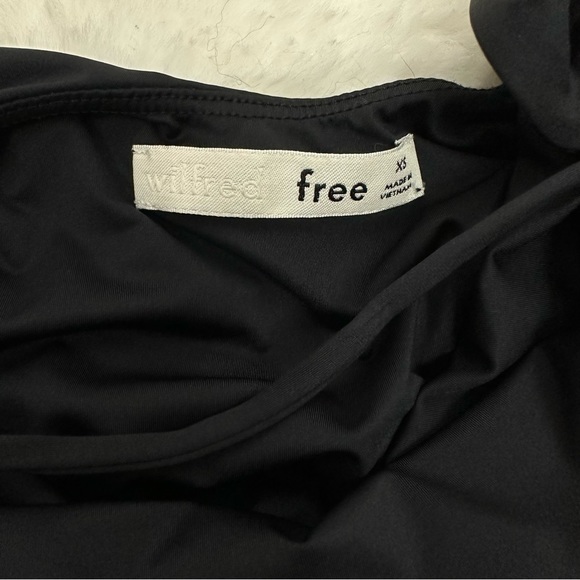 Wilfred Free Naidoo Black Bodysuit - Picture 9 of 12